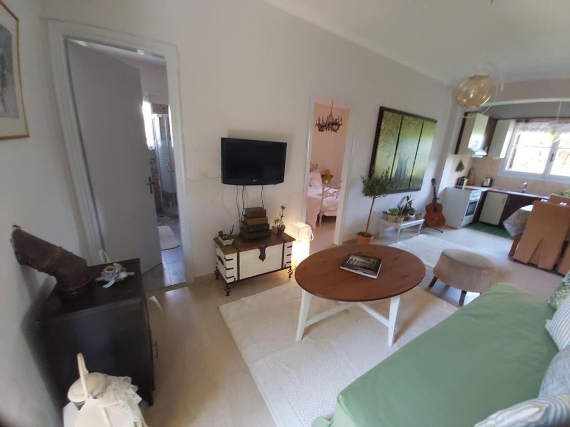 Eugenia Apartment Perama  Ngoại thất bức ảnh