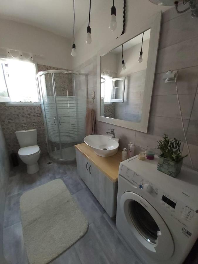 Eugenia Apartment Perama  Ngoại thất bức ảnh