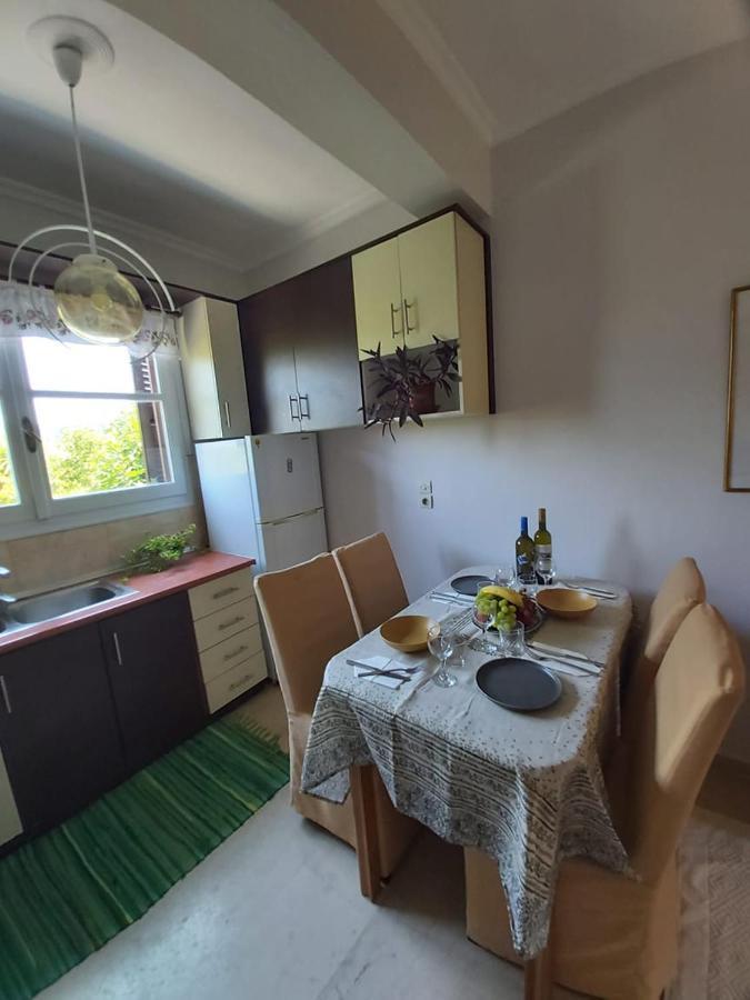 Eugenia Apartment Perama  Ngoại thất bức ảnh