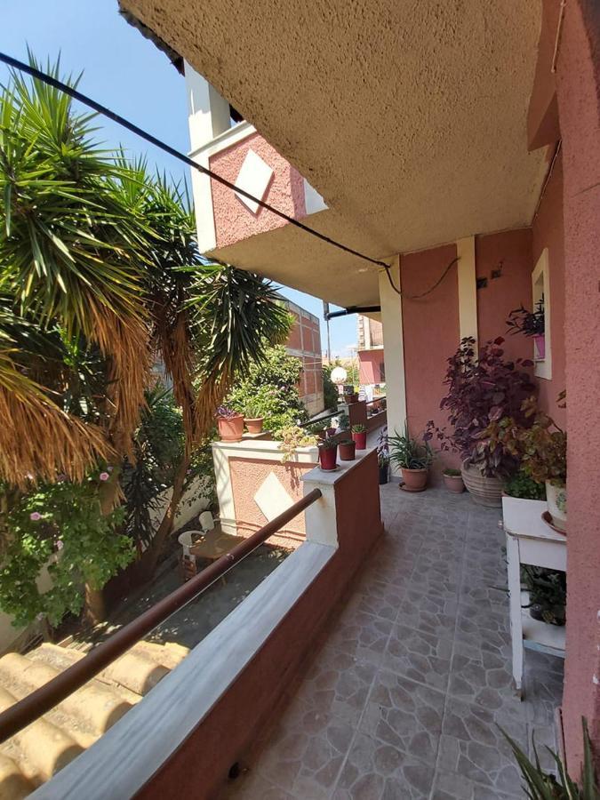 Eugenia Apartment Perama  Ngoại thất bức ảnh